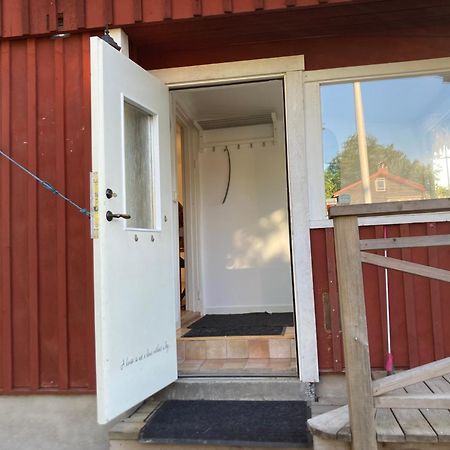 Sandbergs Stuga Vendelso Luaran gambar